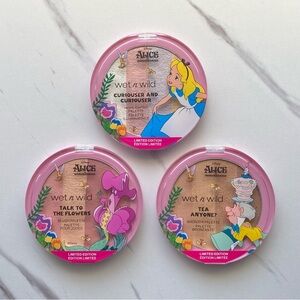 Alice in Wonderland x Wet n Wild face palettes 3pc set